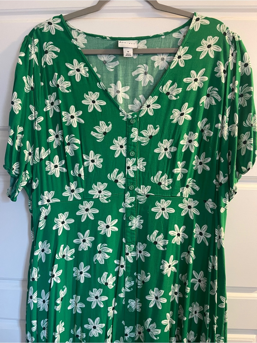 Ava & Viv Green Floral Button-Front Midi Dress - Picture 4 of 7